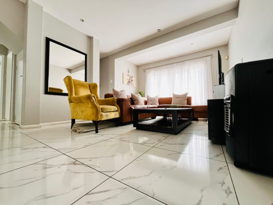 3 Bedroom Property for Sale in Beacon Bay Eastern Cape